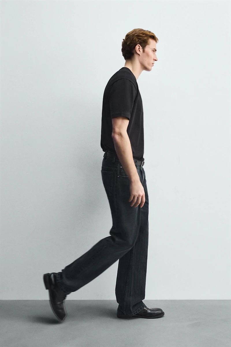 TEXTURE STRIPED JEANS