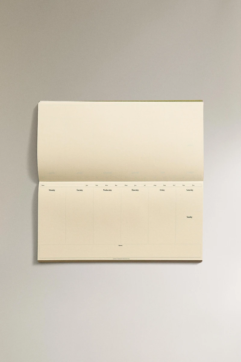 WEEKLY PLANNER WITH GOLD RIMS