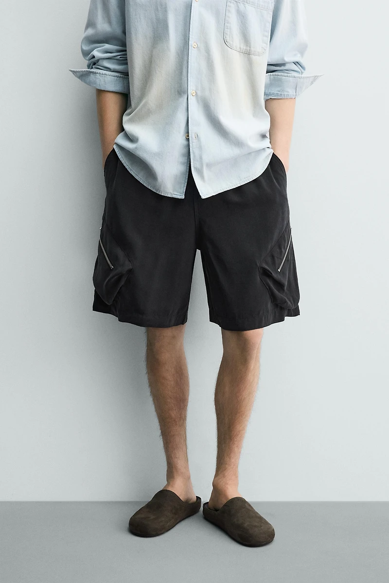 RELAXED FIT FLOWY CARGO SHORTS