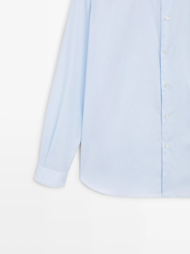 Slim fit 100% cotton shirt