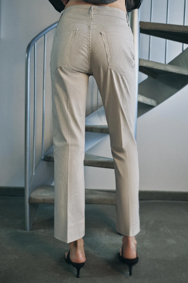 ZW COLLECTION MID-RISE CROPPED FLARE JEANS