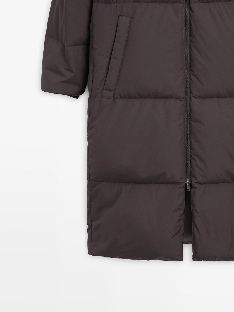 Long water-repellent hooded puffer jacket