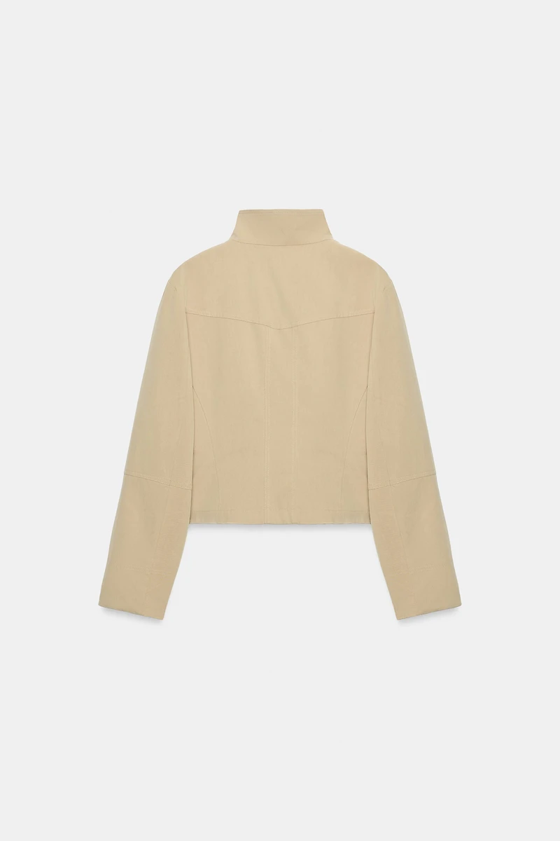 HIGH-COLLAR POCKET JACKET