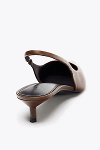 CHAUSSURES KITTEN EN CUIR