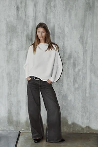 PULL EN MAILLE STRUCTURÉ À VOLUME
