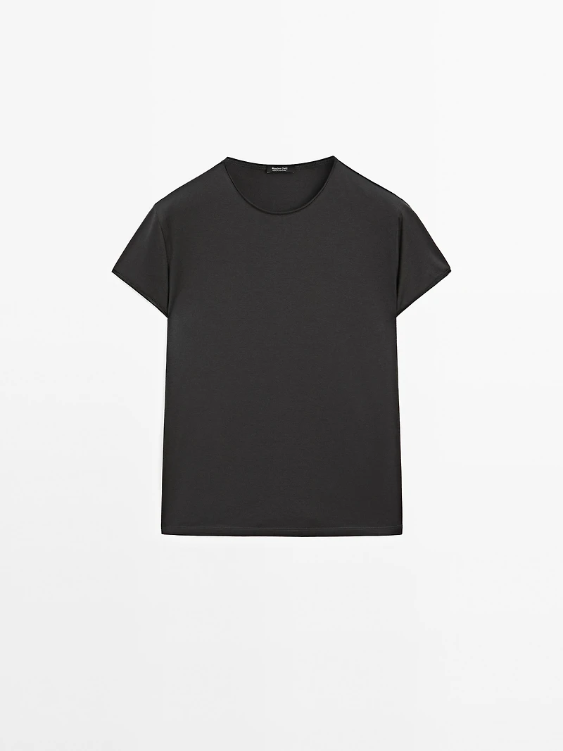 Flowing short sleeve T-shirt