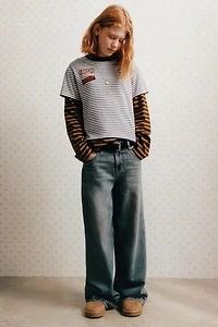 STRIPED STRANGER THINGS © NETFLIX T-SHIRT