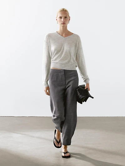 100% cashmere fine knit sweater