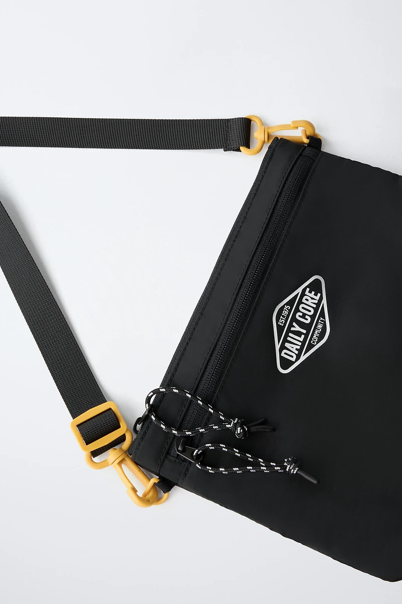 BASIC CROSSBODY BAG