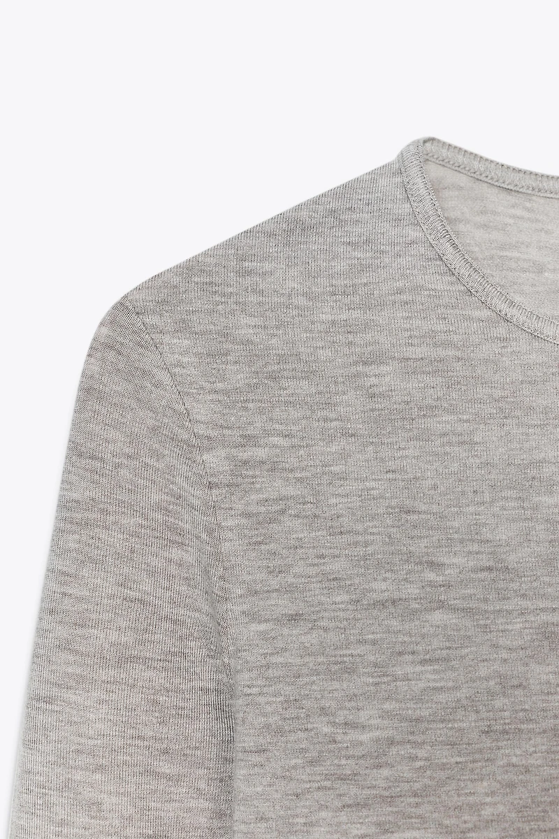 THREE-QUARTER SLEEVE T-SHIRT