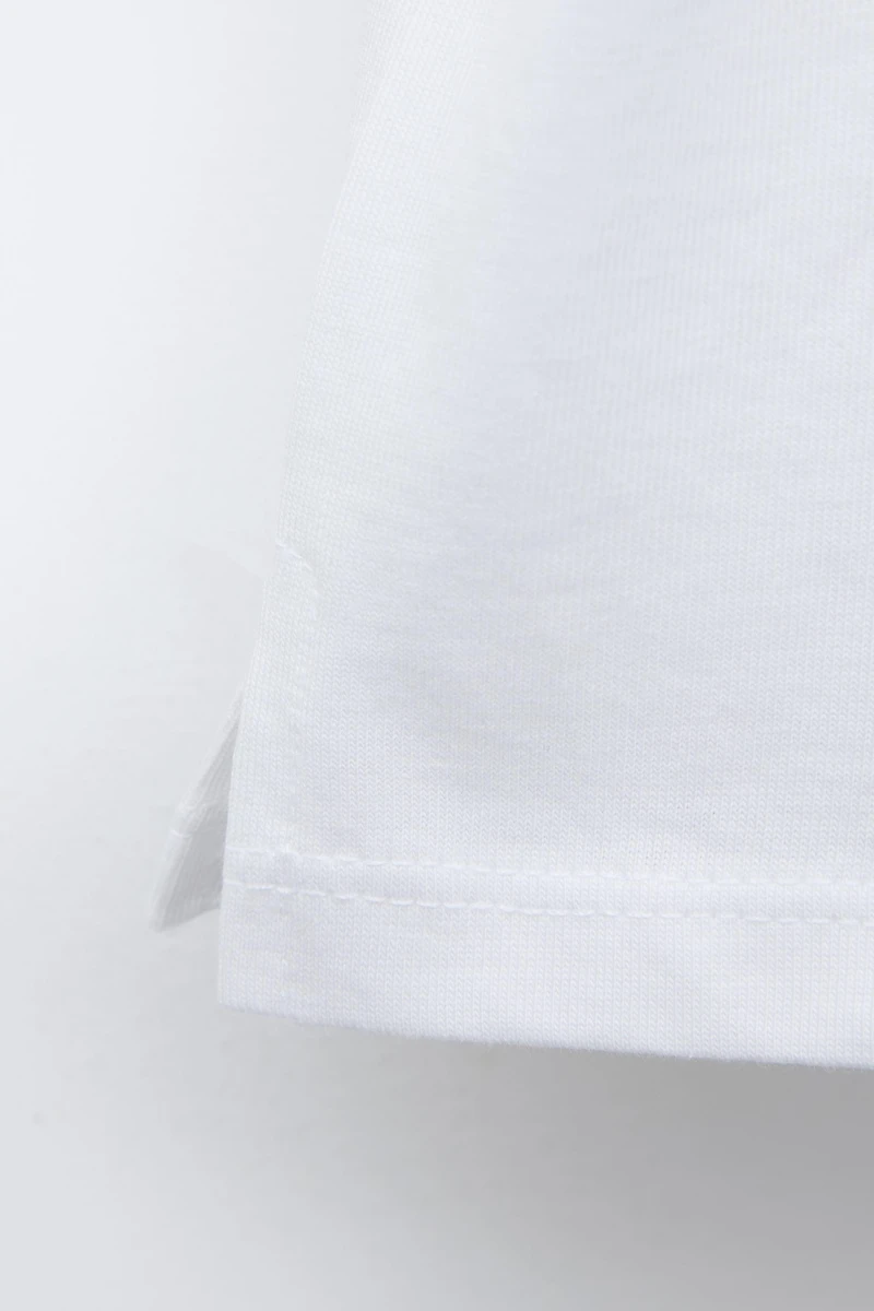T-SHIRT À POCHE CŒUR EN CROCHET