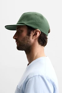 CASQUETTE DÉLAVÉE AVEC IMPRIMÉ COMBINÉ