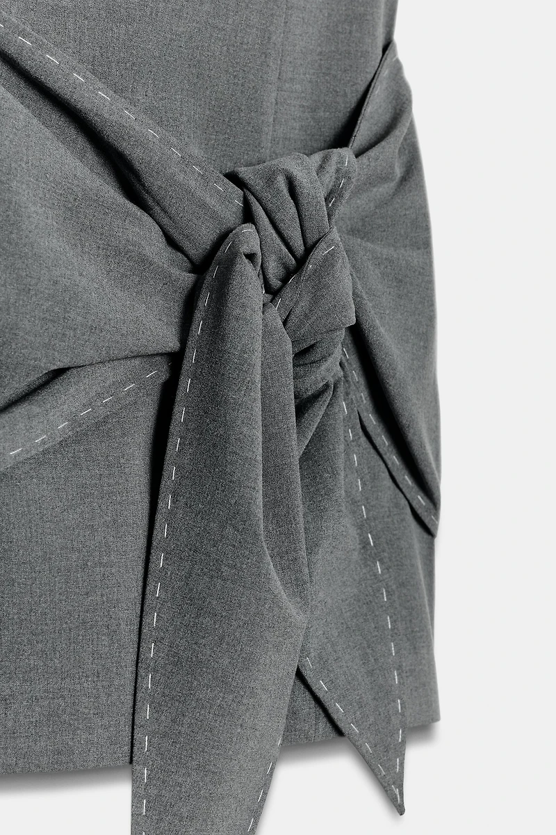 SHORT DRESS WITH TIE AND TOPSTITCHING