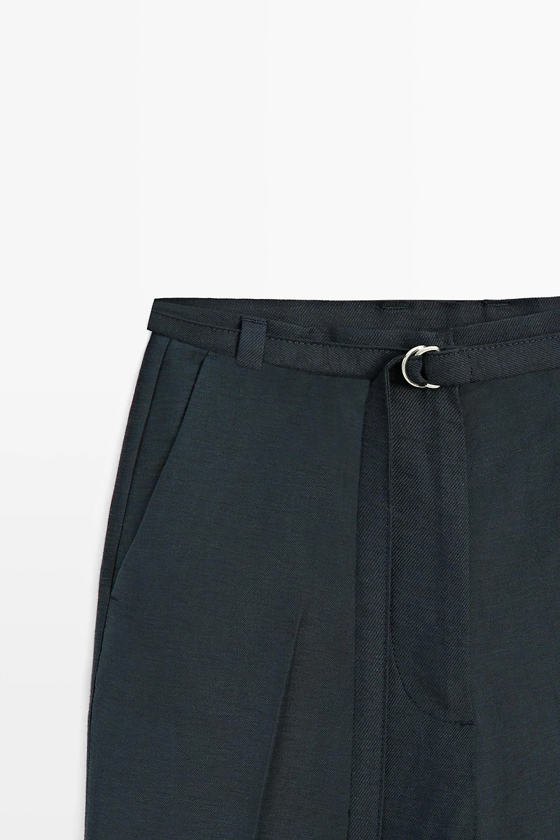 Bermuda fluide avec ceinture en lin et coton
