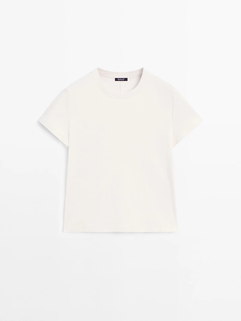 Heavy weight cotton T-shirt with seam detail