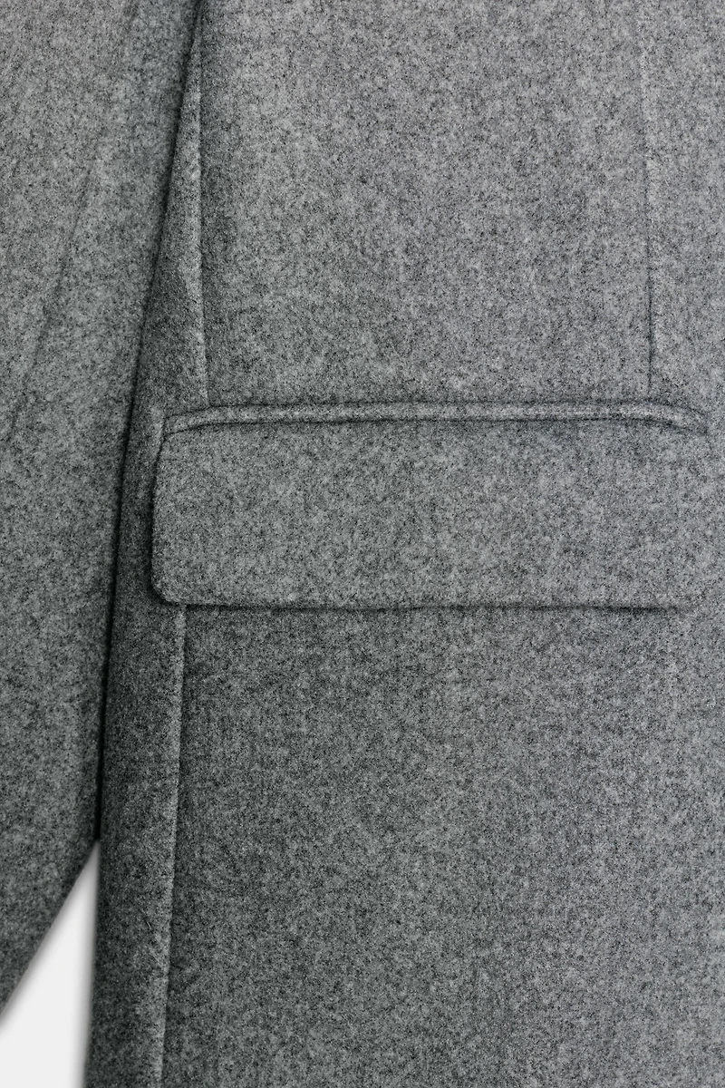 SOFT ONE-BUTTON BLAZER