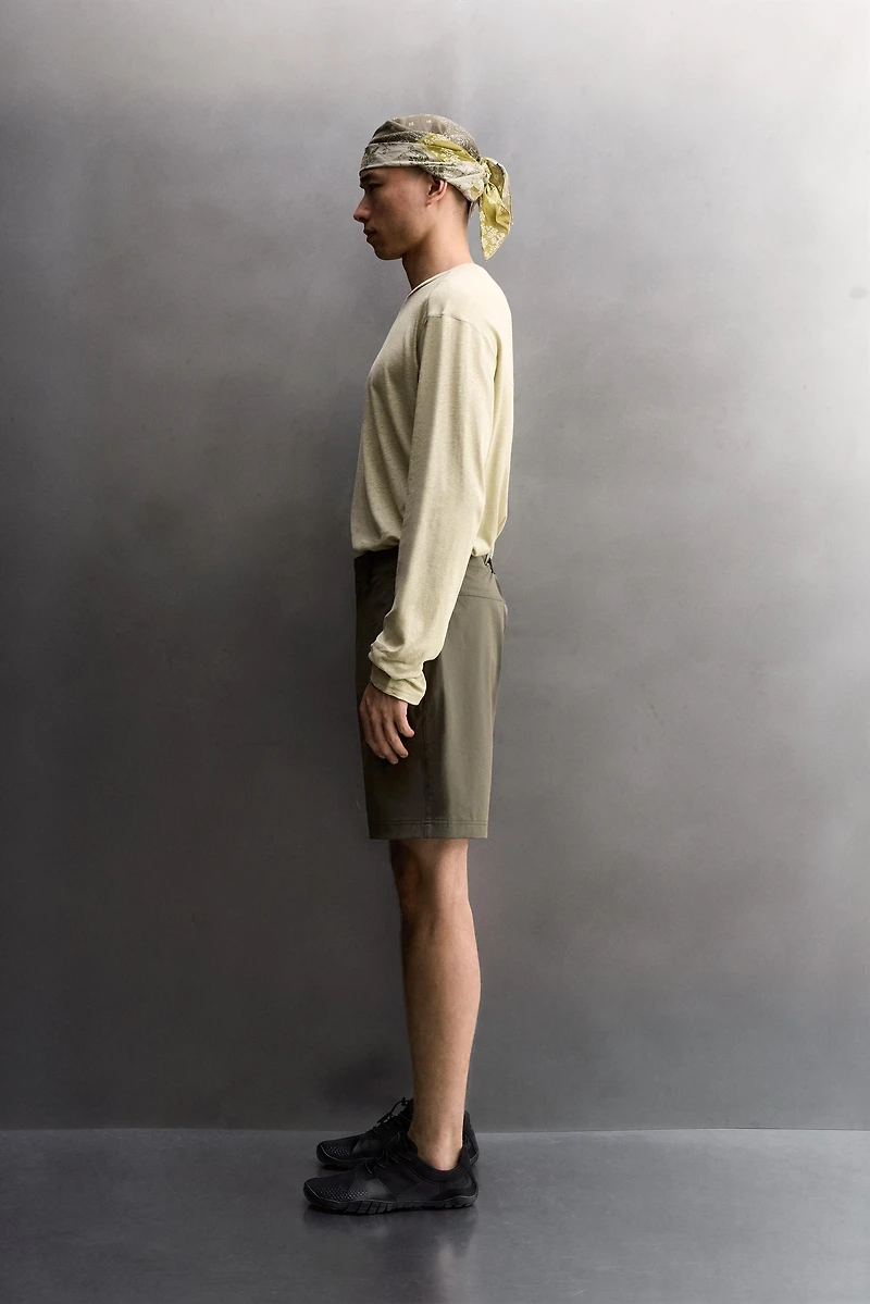 LIGHTWEIGHT LINEN COTTON BLEND T-SHIRT