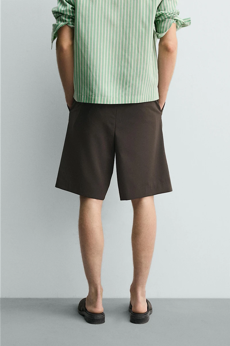 BERMUDA RELAXED FIT PLIS