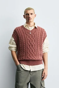 GILET EN MAILLE STRUCTURE TRESSÉE