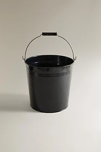 METAL BUCKET