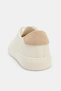 SNEAKERS WITH BACK DETAIL