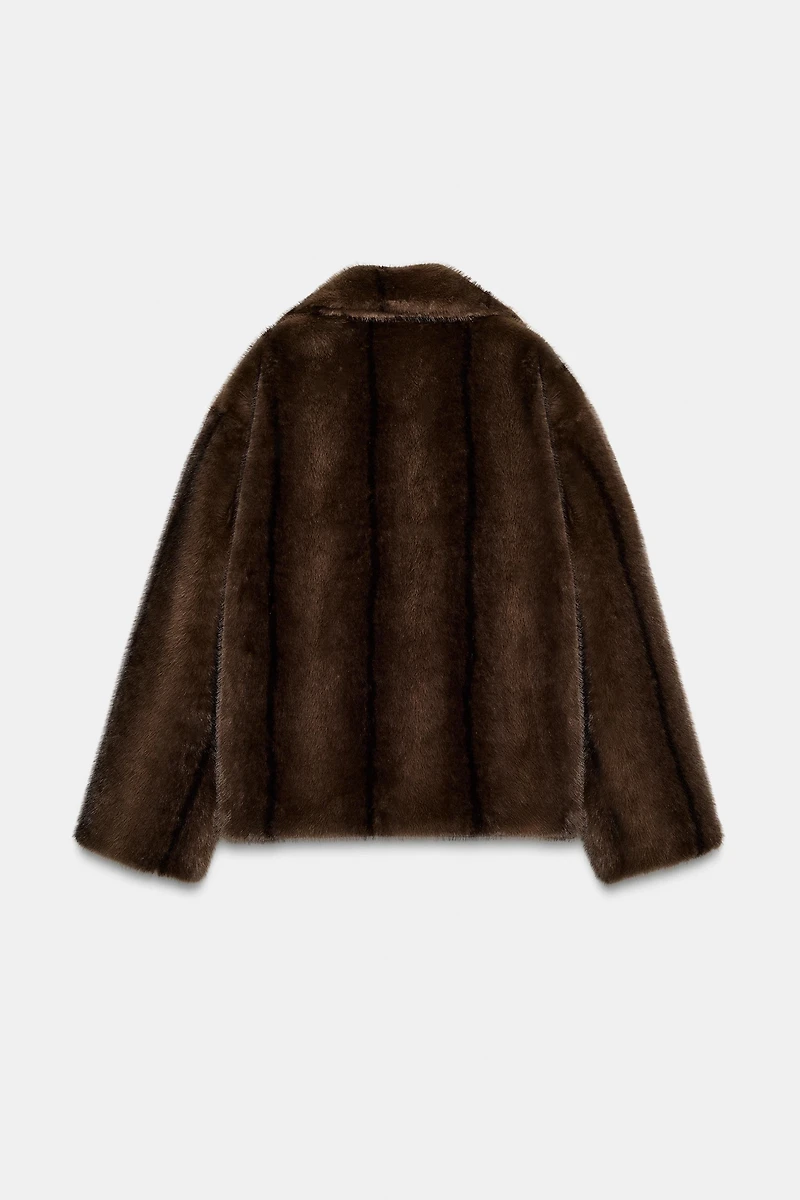 SHORT FAUX FUR COAT