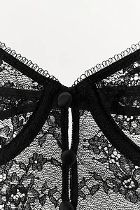 BUTTON LACE BODYSUIT
