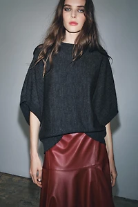 WIDE SLEEVE KNIT SWEATER