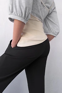 LOW-RISE STRAIGHT LEG PANTS