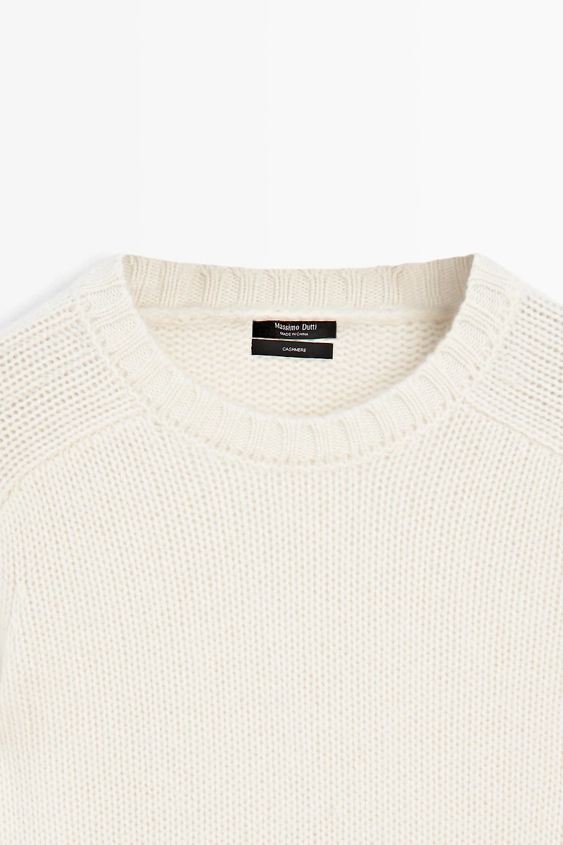 100% cashmere cropped knit sweater