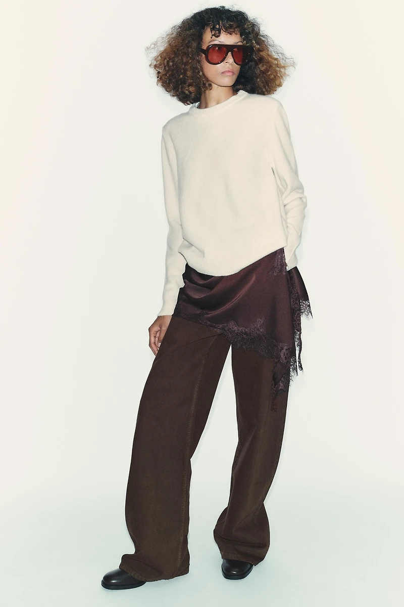 LONG SLEEVE CASHMERE AND WOOL SWEATER