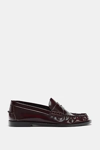 PATENT EFFECT LOAFERS