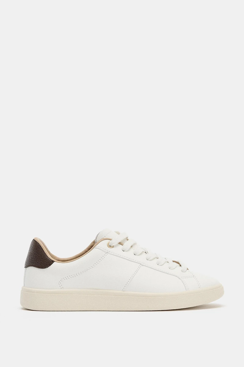 SPORT SNEAKERS WITH HEEL DETAIL