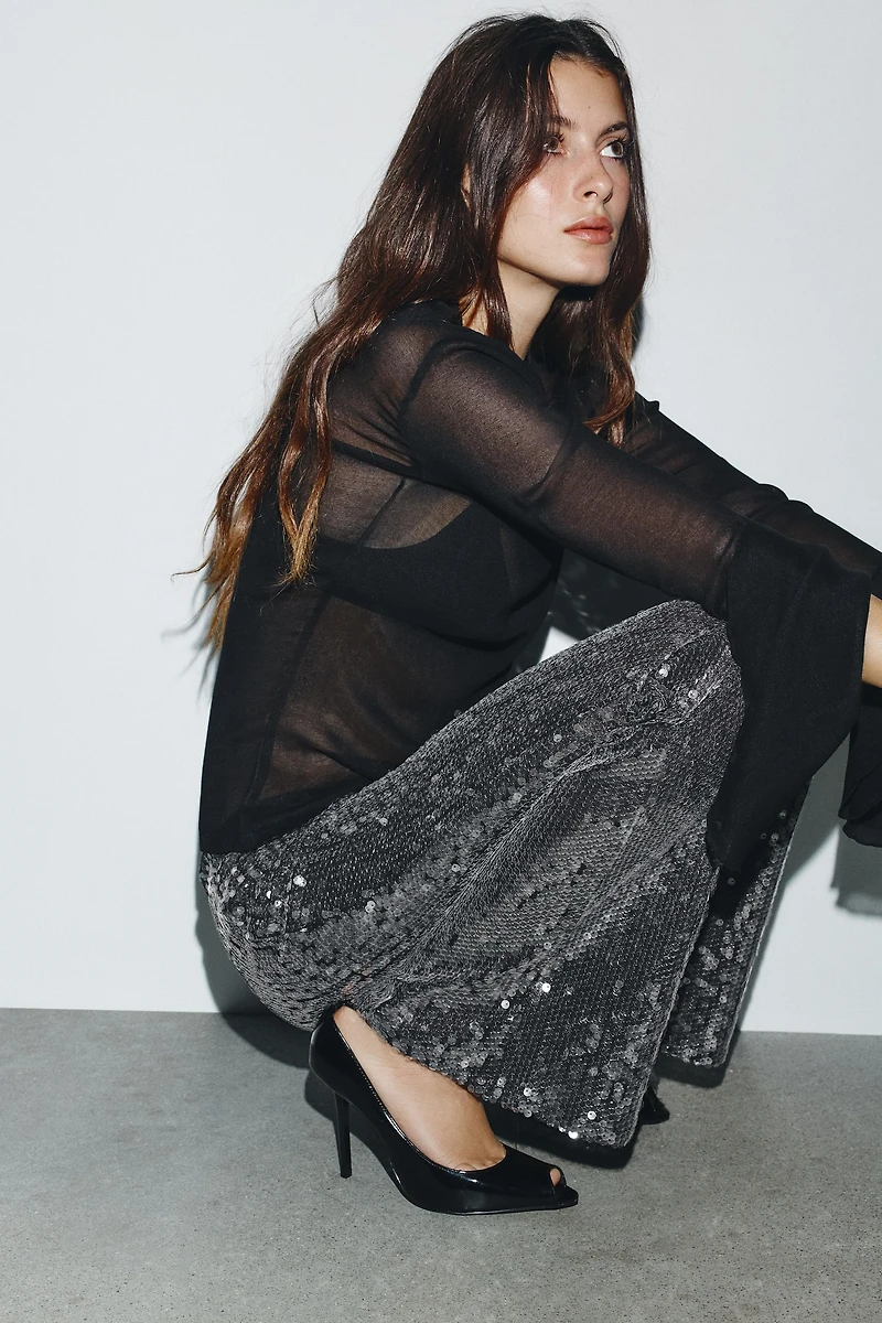 RUFFLED COMBINATION TOP