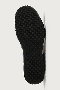 RETRO STYLE SNEAKERS