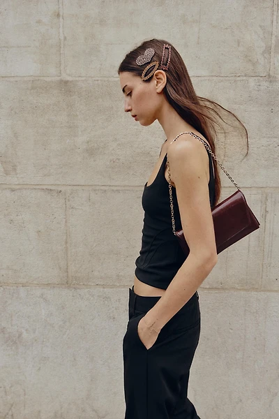 PATENT EFFECT SHOULDER BAG