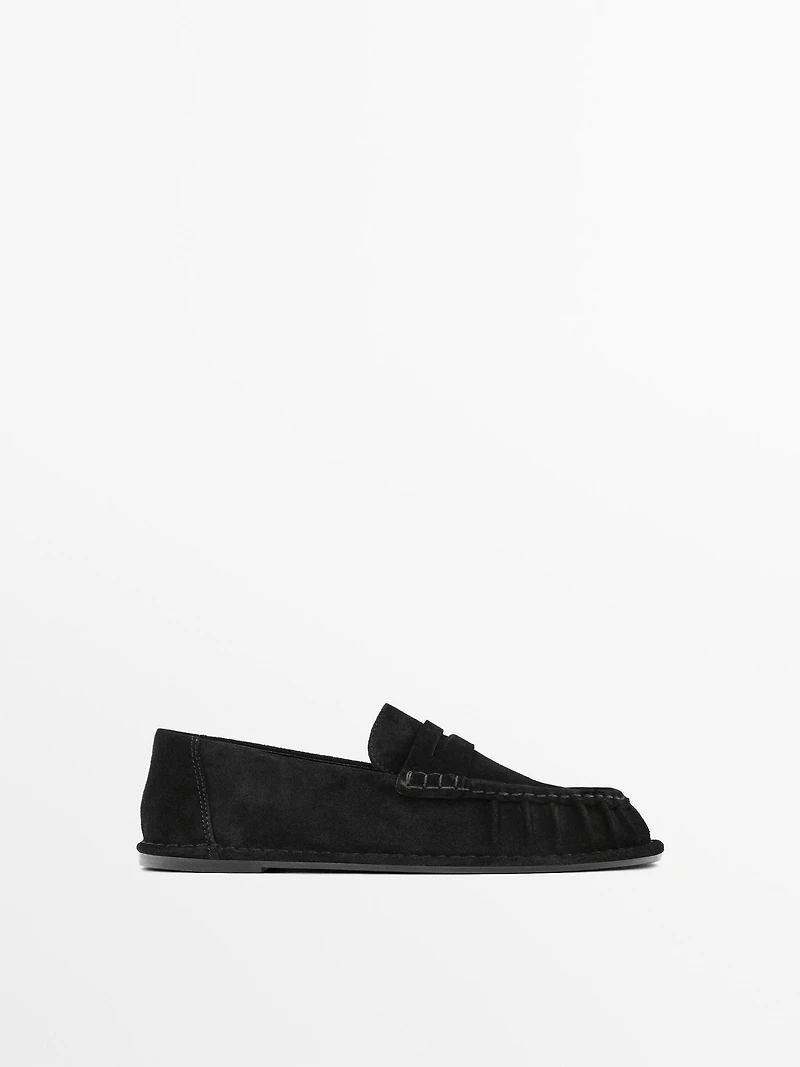 Gathered split leather loafers