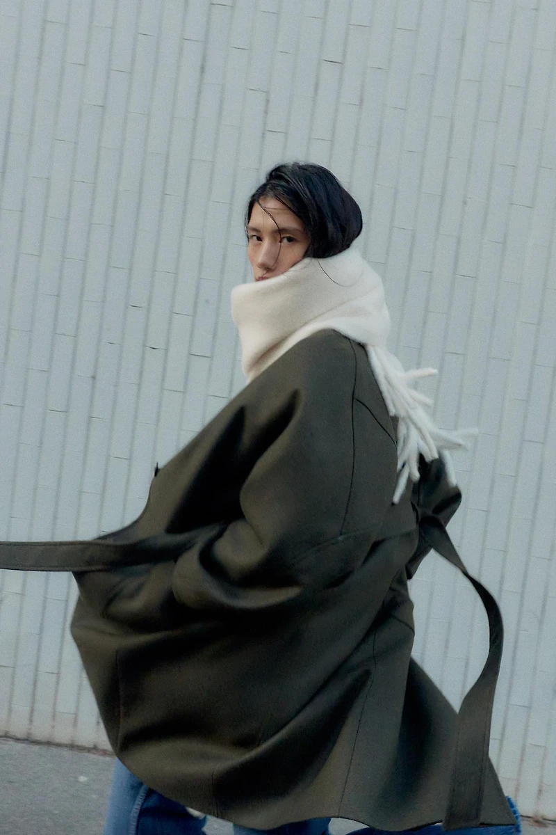 ÉCHARPE UNIE À FRANGES