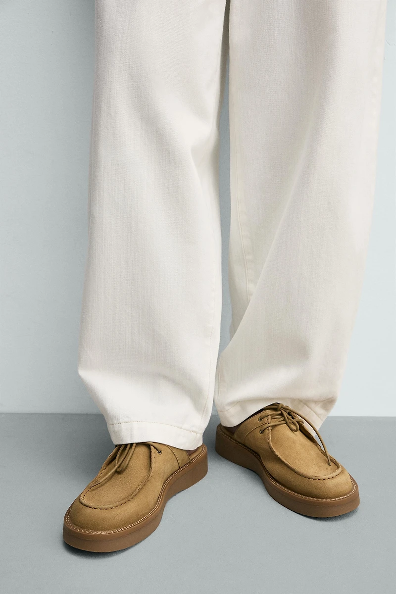 LEATHER CLOGS