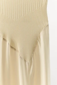 ROBE EN MAILLE BIMATIÈRE