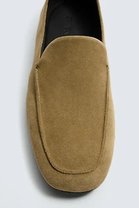 MOCASSINS EN CUIR