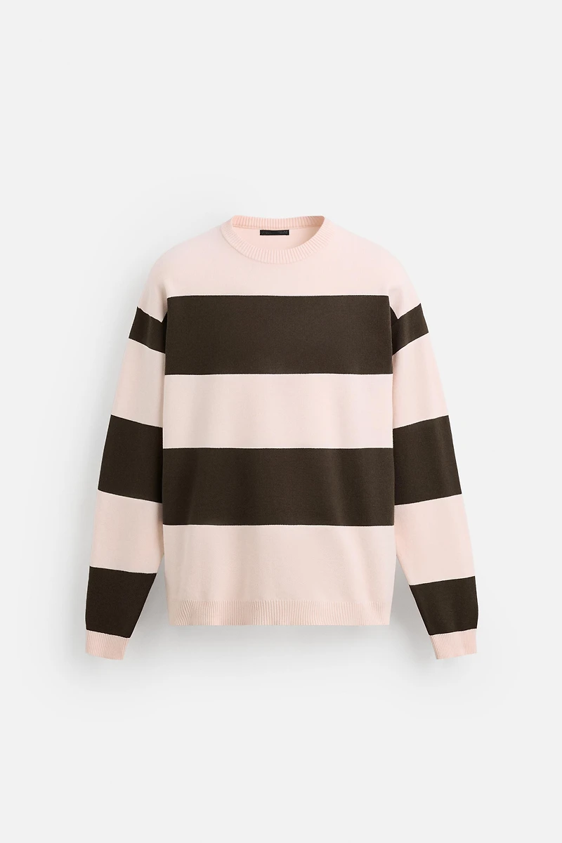 SOFT TEXTURED KNIT SWEATER