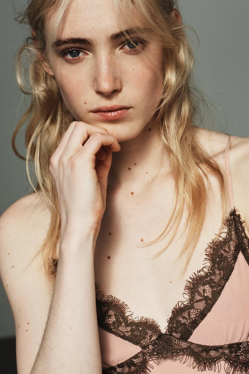 SHORT COMBINATION LACE DRESS