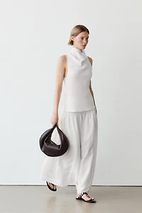 Midi skirt with yoke detail