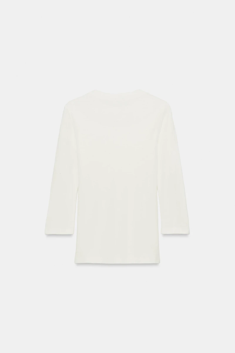 V-NECK T-SHIRT