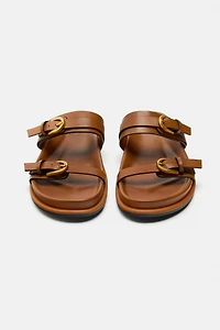 SANDALES À BOUCLES