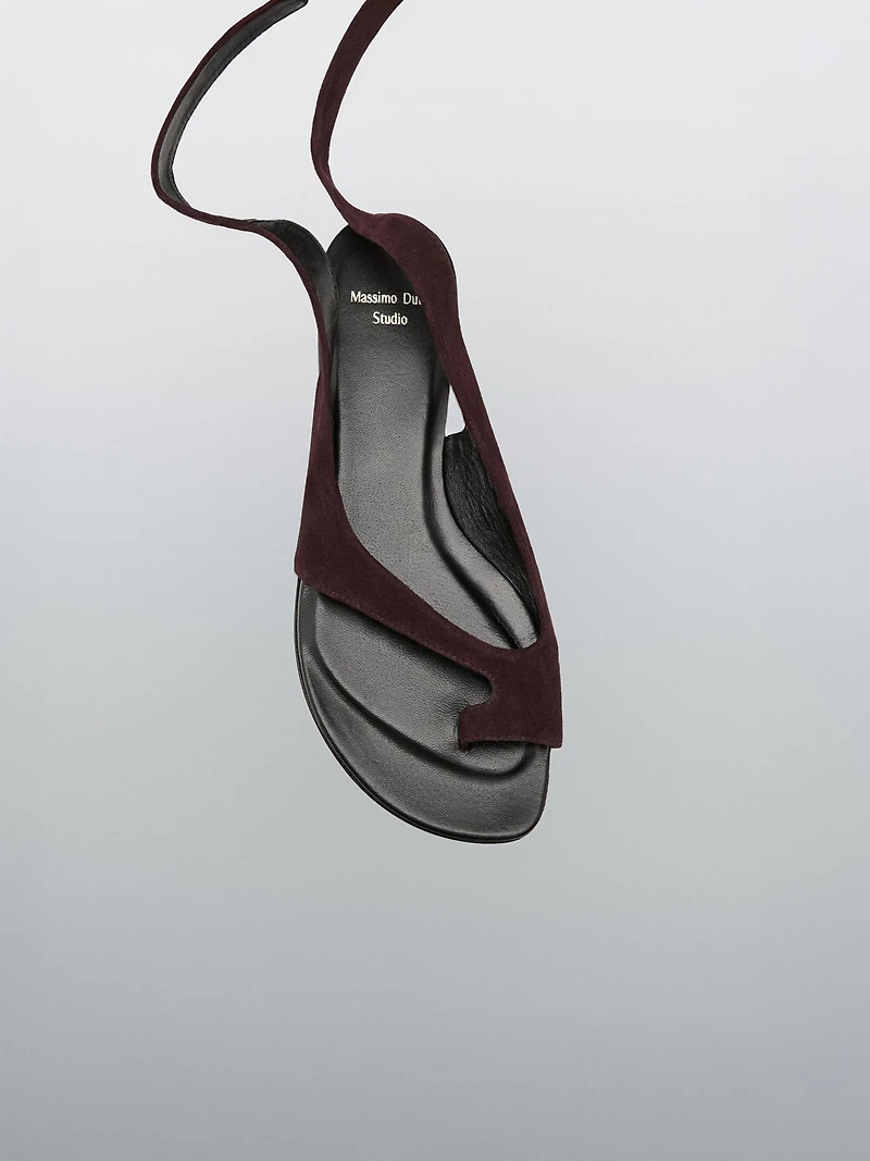 Flat toe divider sandals - STUDIO