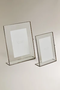RECTANGULAR STRUCTURE PICTURE FRAME