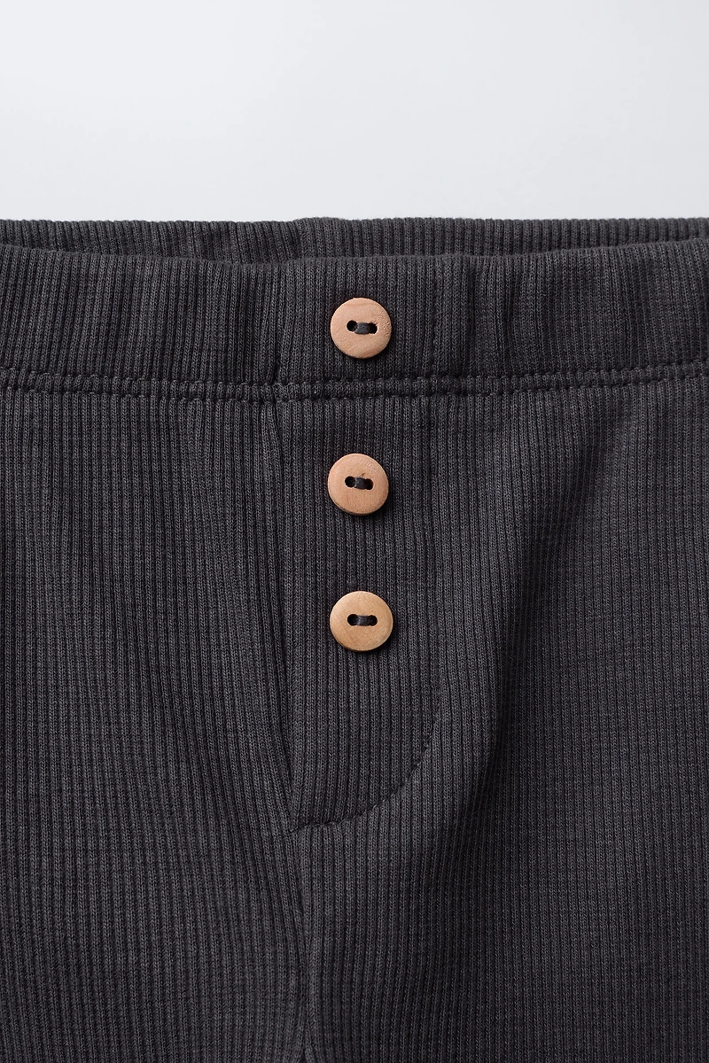 RIBBED LEGGINGS WITH BUTTONS