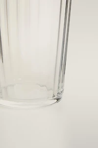 GLASS TUMBLER WITH LINES